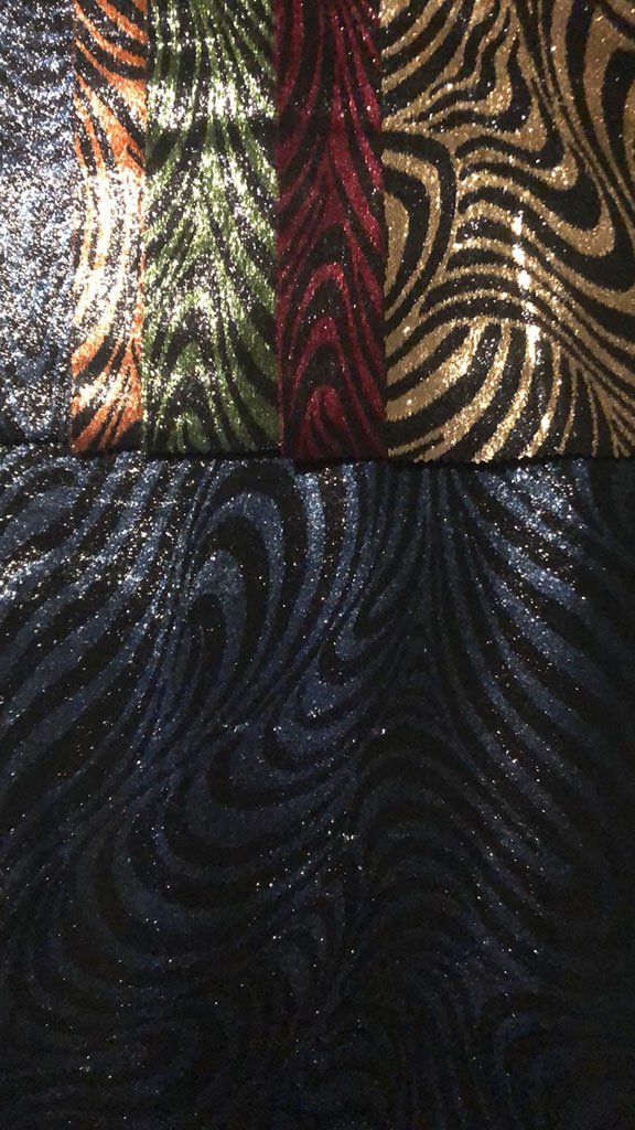 Yves Saint Laurent : les coulisses de la haute couture à Lyon.